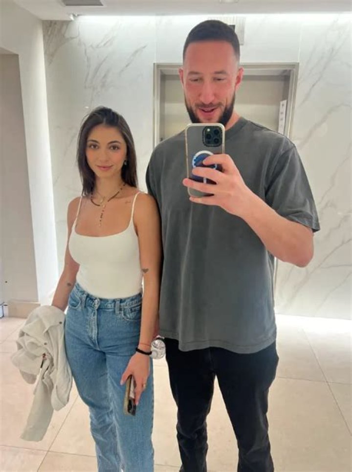Mike Majlak Wikipedia, Biography, Age, Height, Girlfriend, Net Worth
